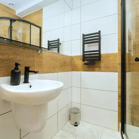 Villa Krotoszyce 3*